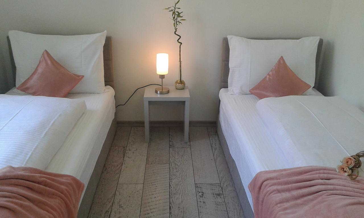 Apartment Villa Merci Сараєво Екстер'єр фото
